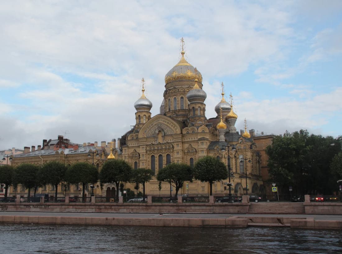 Подворье Введенского мужского монастыря «Оптина пустынь»