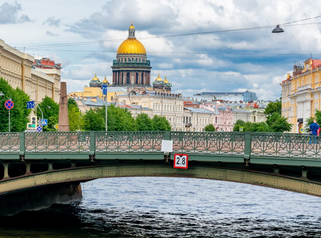 Поцелуев мост