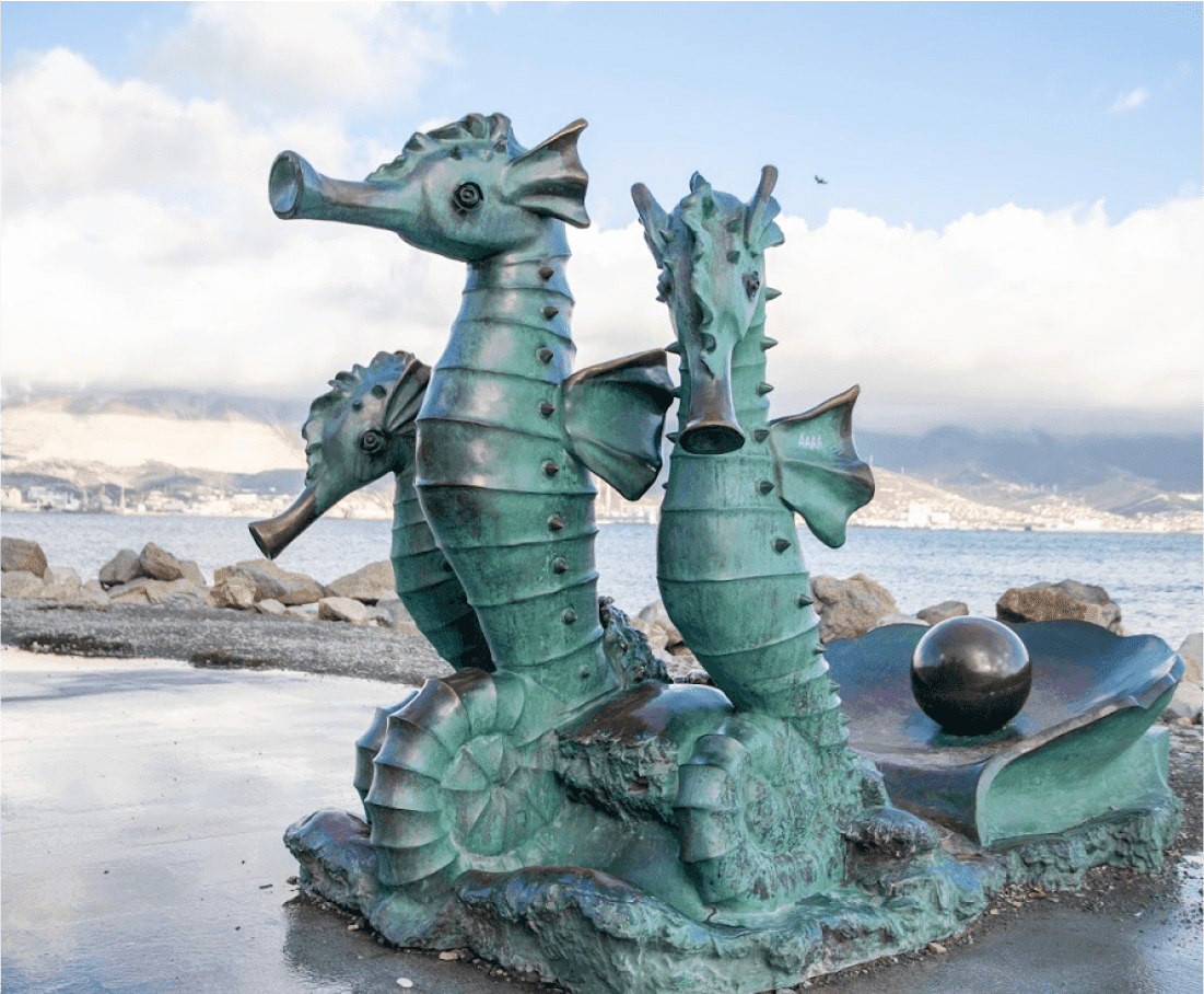 Скульптура «Морские коньки» 