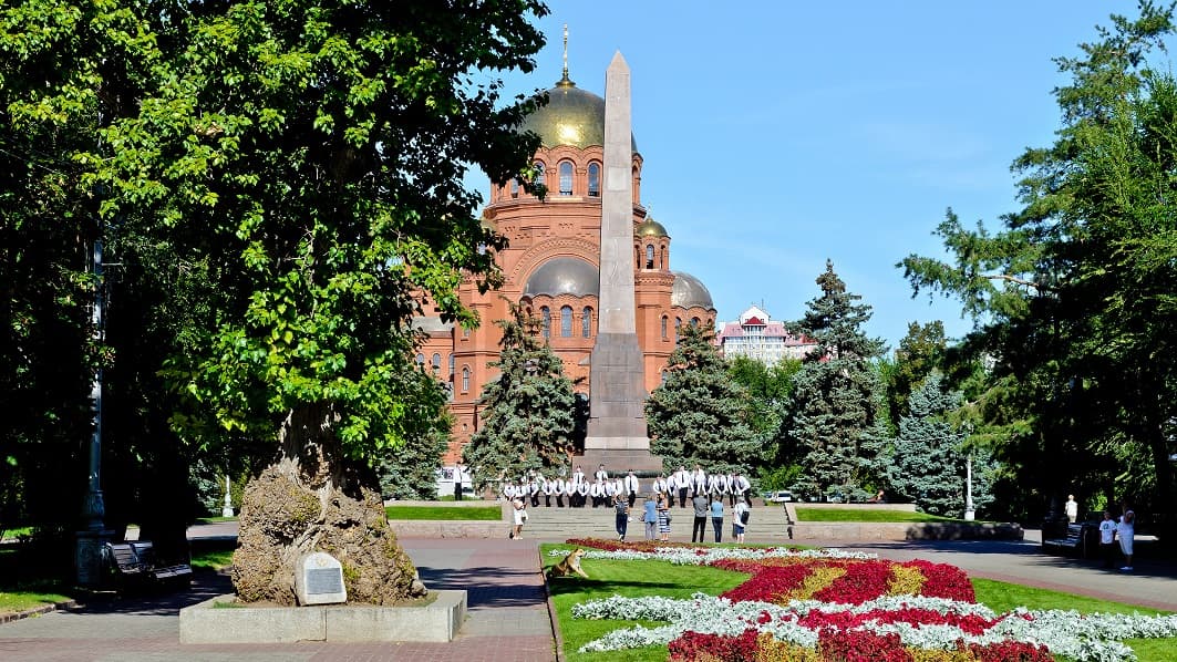 Площадь Павших Борцов