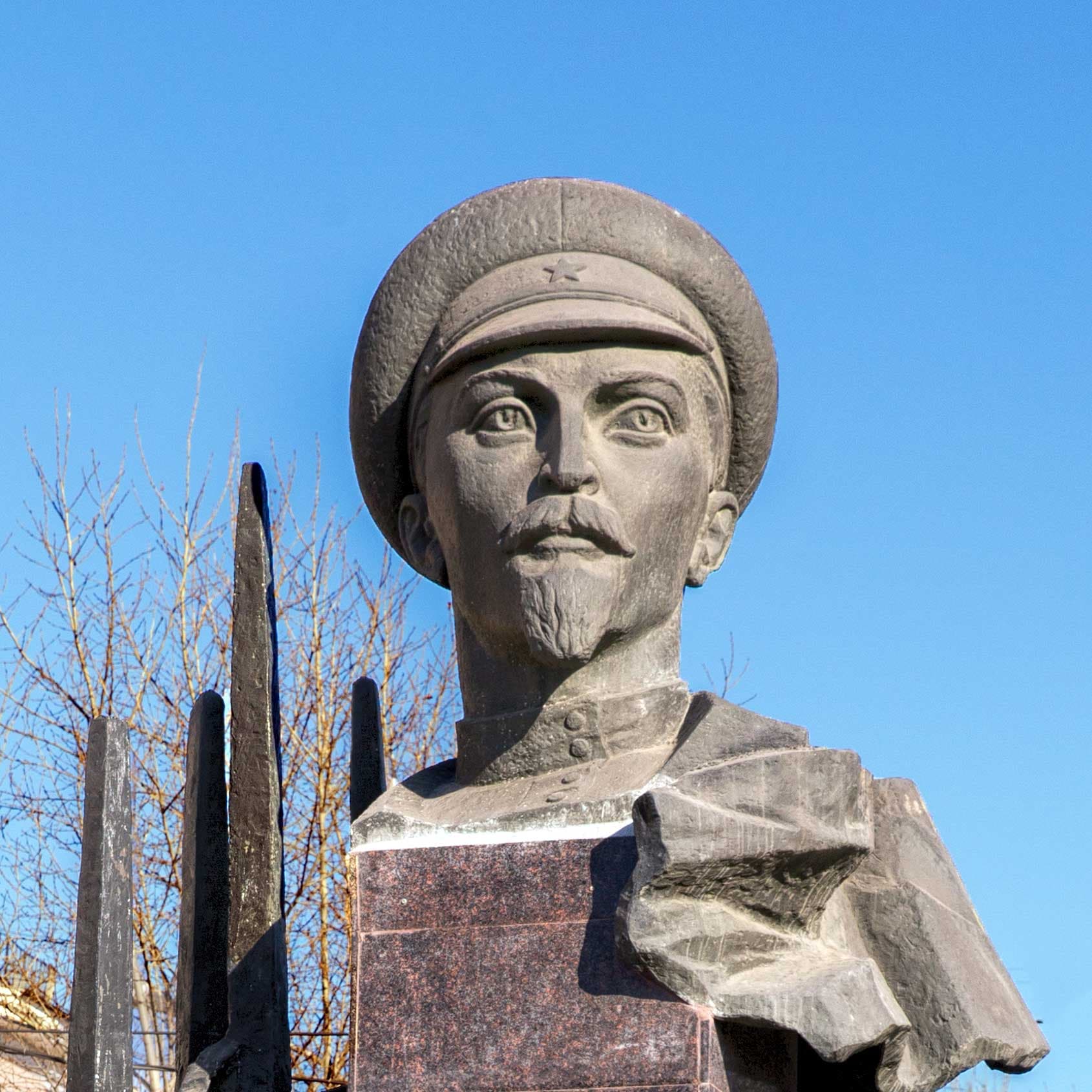 Памятник Ф. Э. Дзержинскому