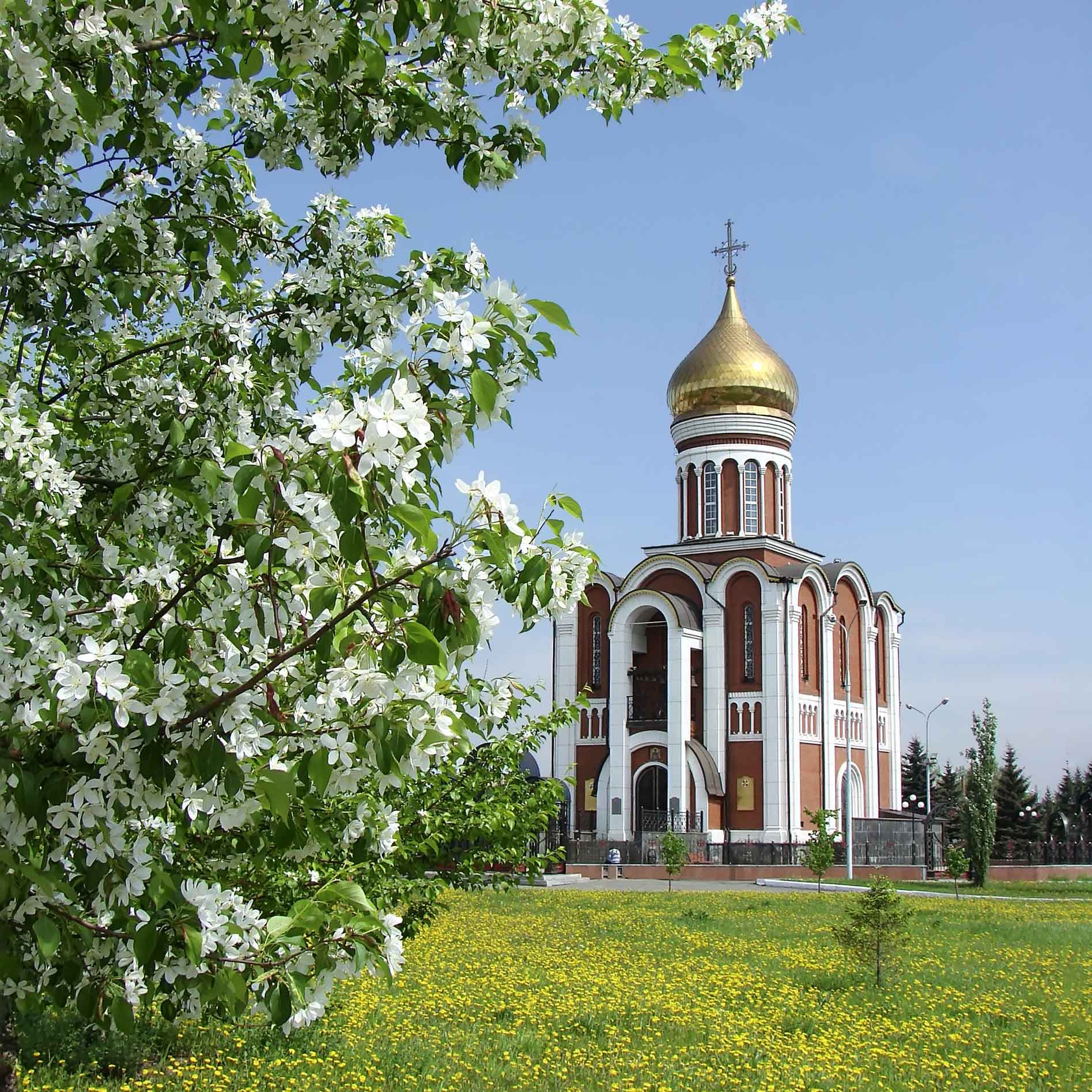 Храм-памятник во имя святого благоверного великого князя Дмитрия Донского