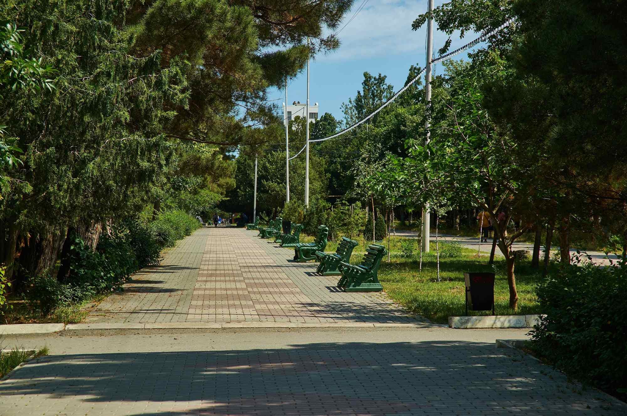   Парк имени Халилова