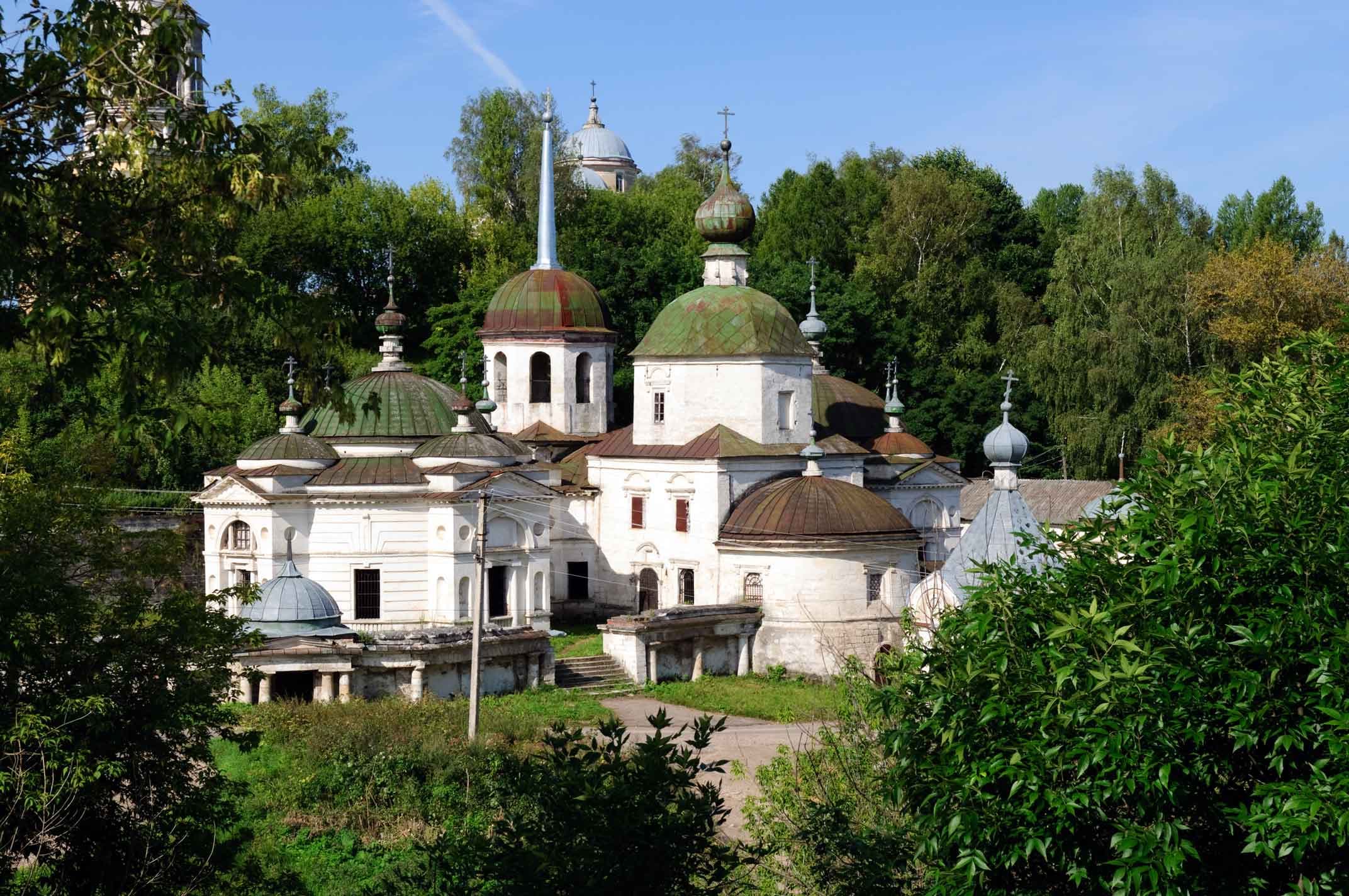 Пятницкая церковь в Старице