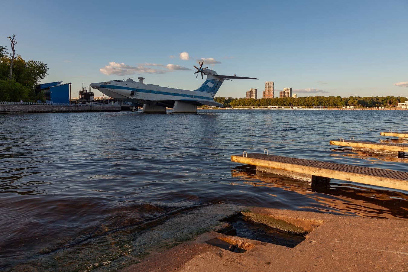 Химкинское водохранилище