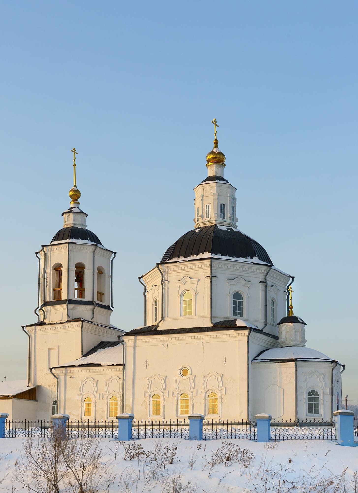 Спасский храм в Коларове