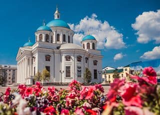 Грация без галстуков: элегантный день в Казани