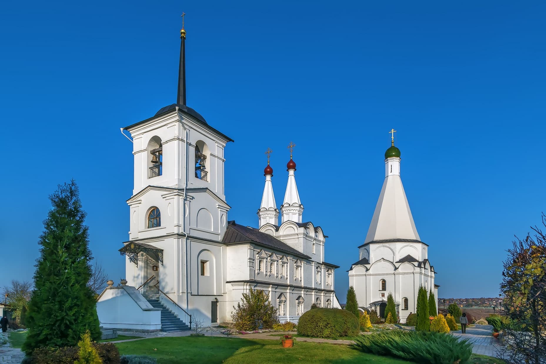 Спасо-Преображенский женский монастырь на реке Угре