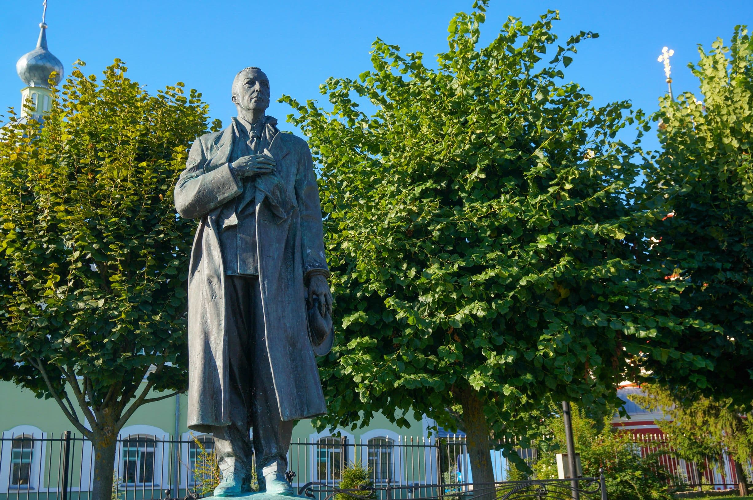 Памятник С. В. Рахманинову