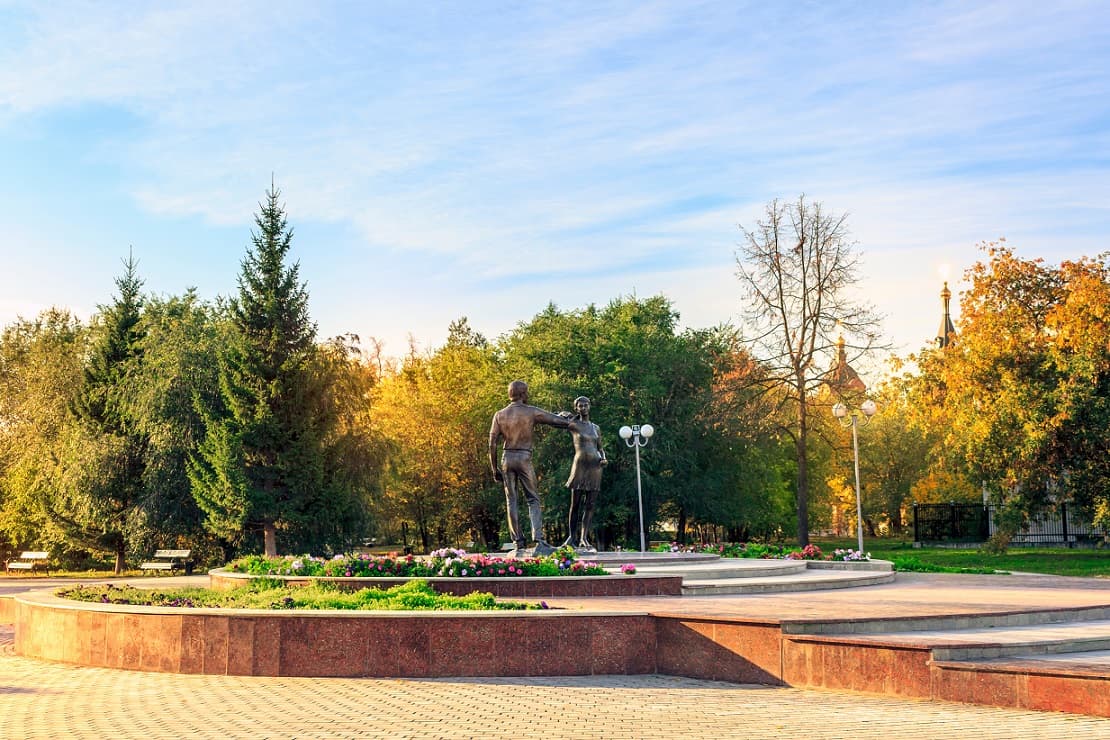 Скульптура «Родители»