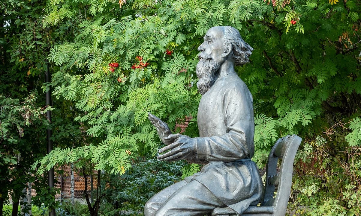 Памятник Борису Шергину