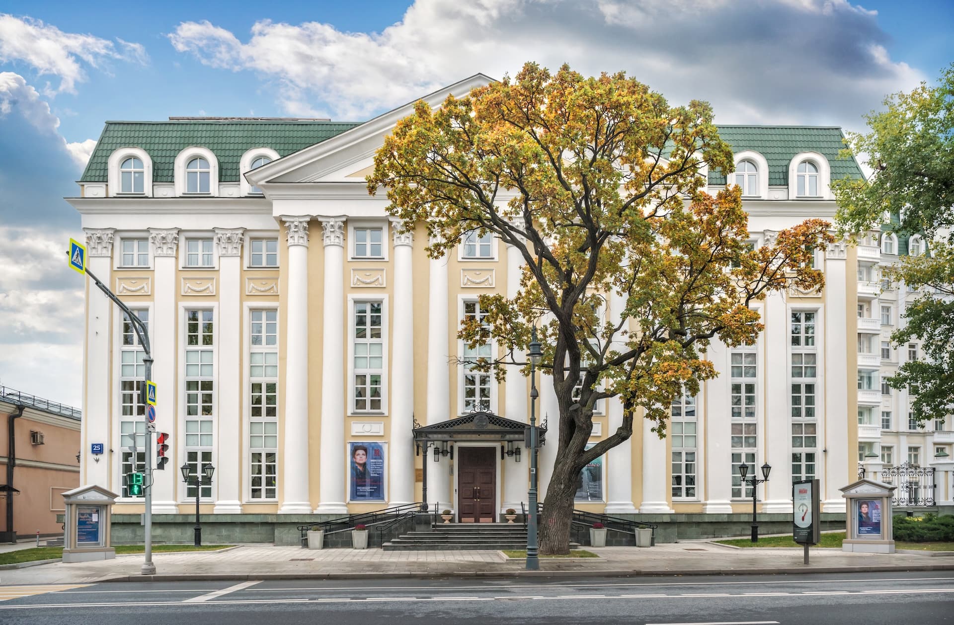 Центр оперного пения Галины Вишневской
