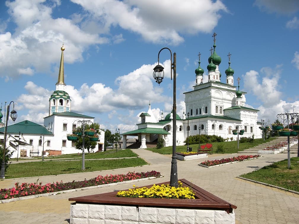 Соборная площадь 