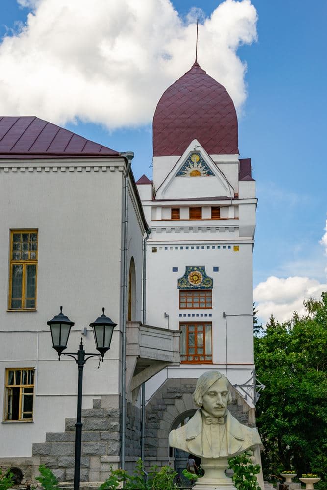 Пензенская областная картинная галерея им. К.А. Савицкого 