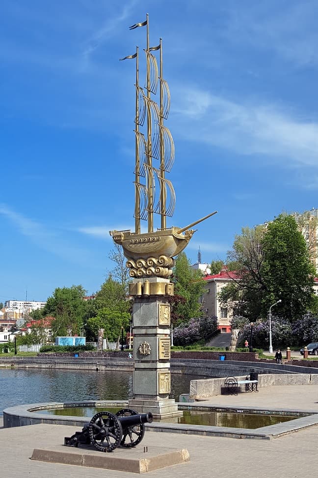Комсомольский пруд