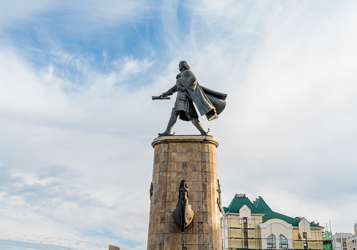 Площадь Петра Великого