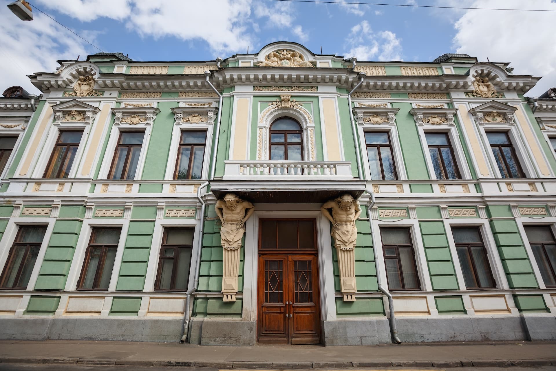 Особняк Морозовых
