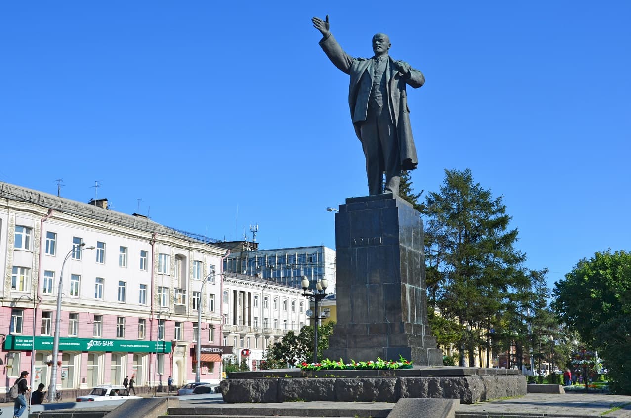 Памятник Владимиру Ильичу Ленину