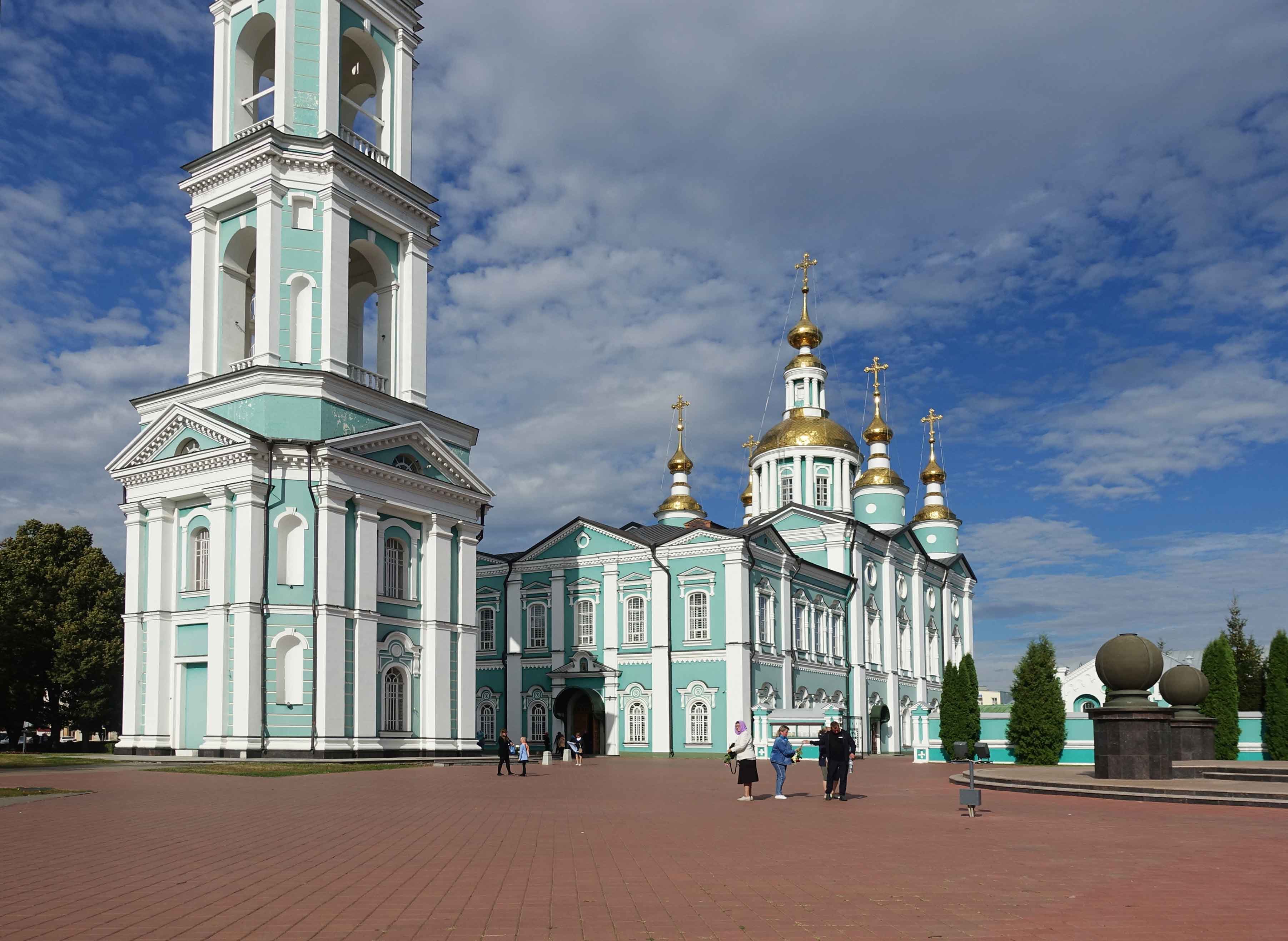 Соборная площадь