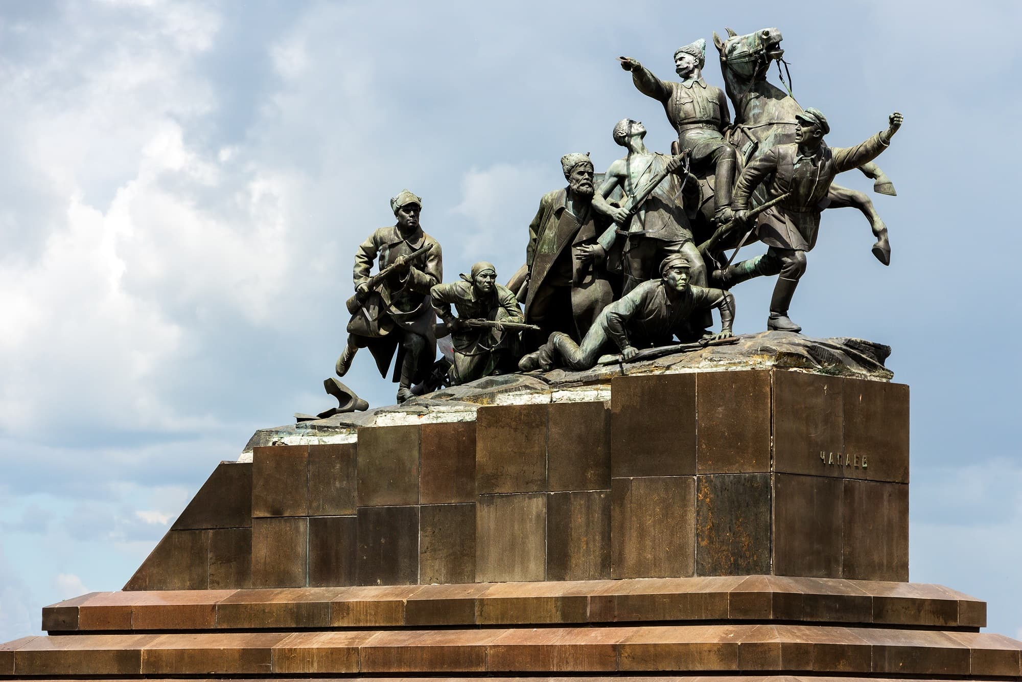 Памятник Чапаеву в Самаре
