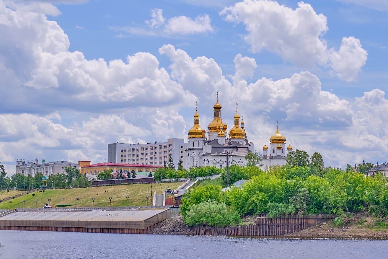 Свято-Троицкий монастырь