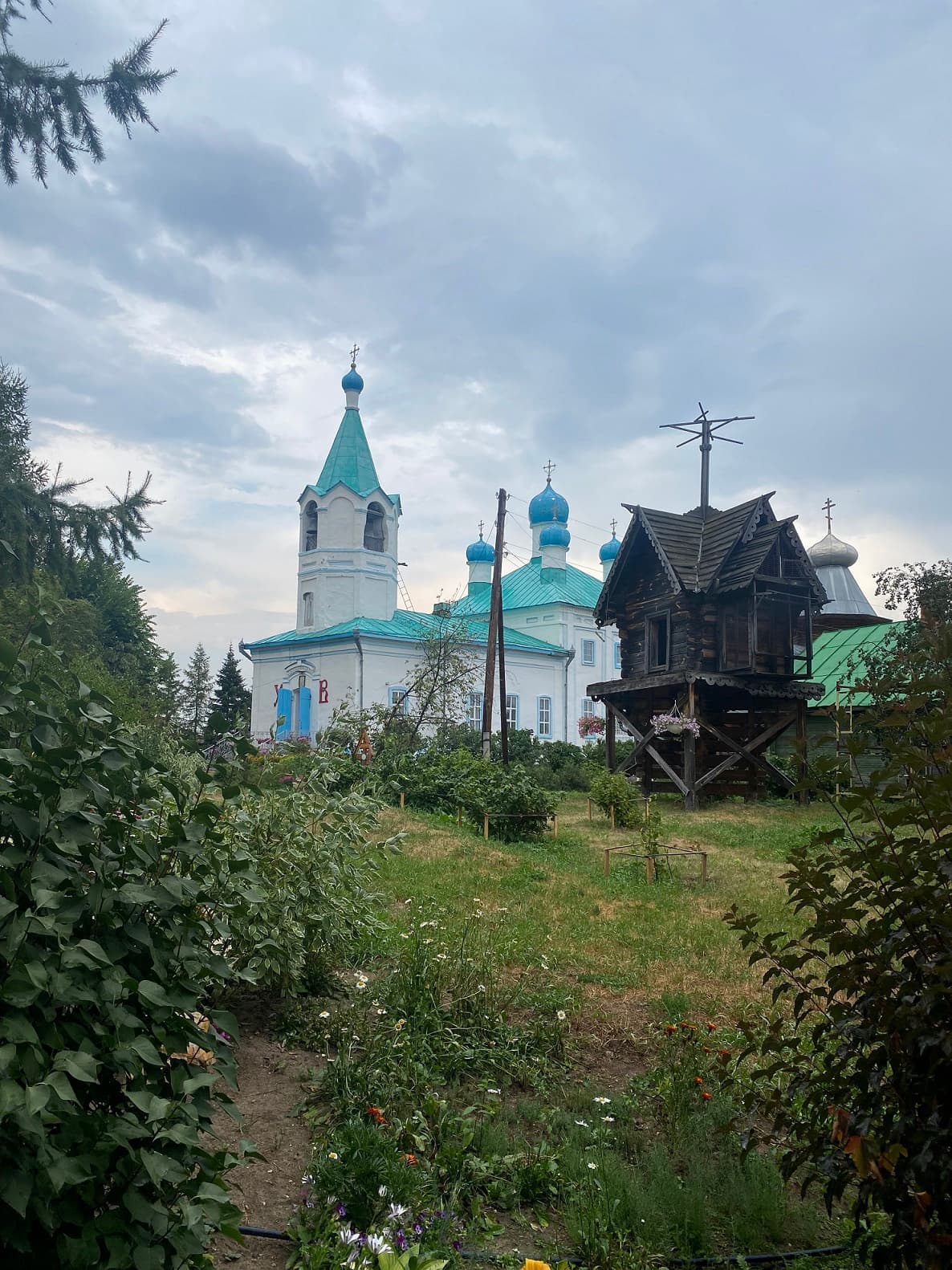Боровской женский монастырь Похвалы Пресвятой Богородицы