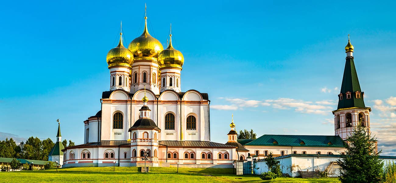 Валдайский Иверский монастырь