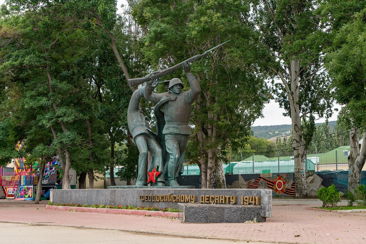 Памятник воинам Феодосийского десанта