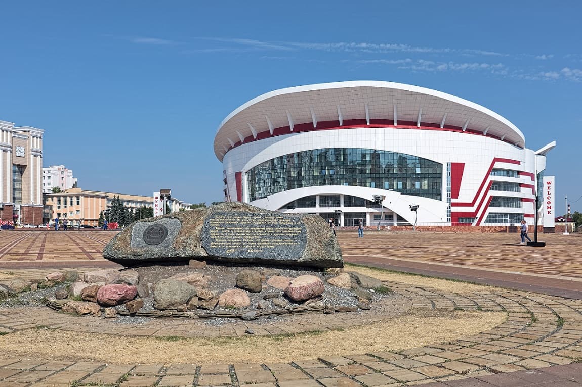 Площадь Тысячелетия