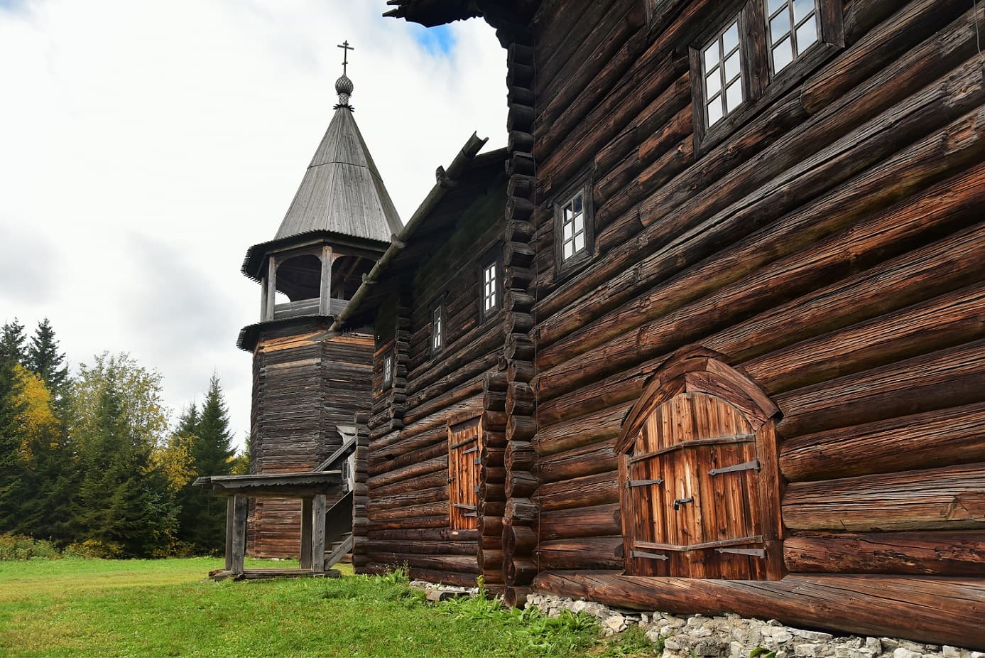 Архитектурно-этнографический музей «Хохловка»