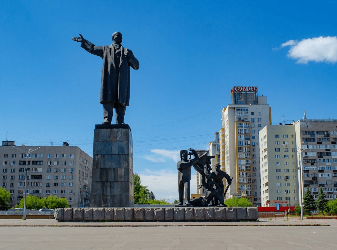 Памятник В. И. Ленину