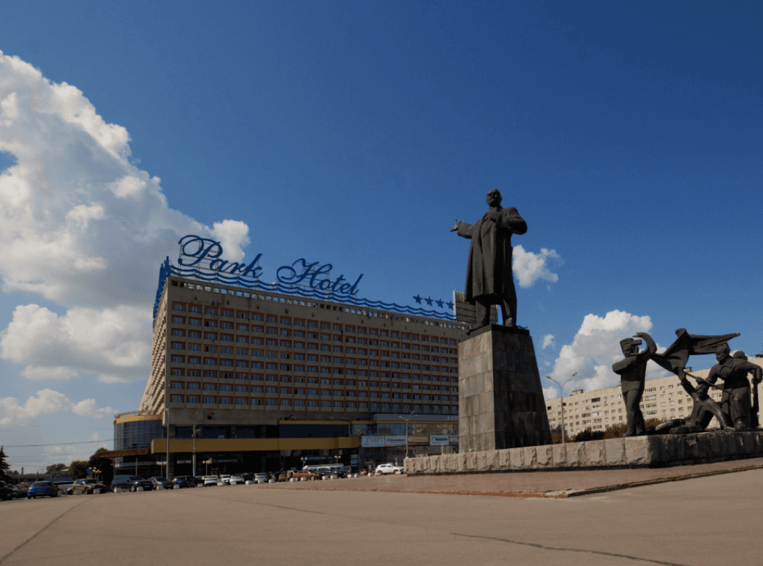 Памятник В. И. Ленину