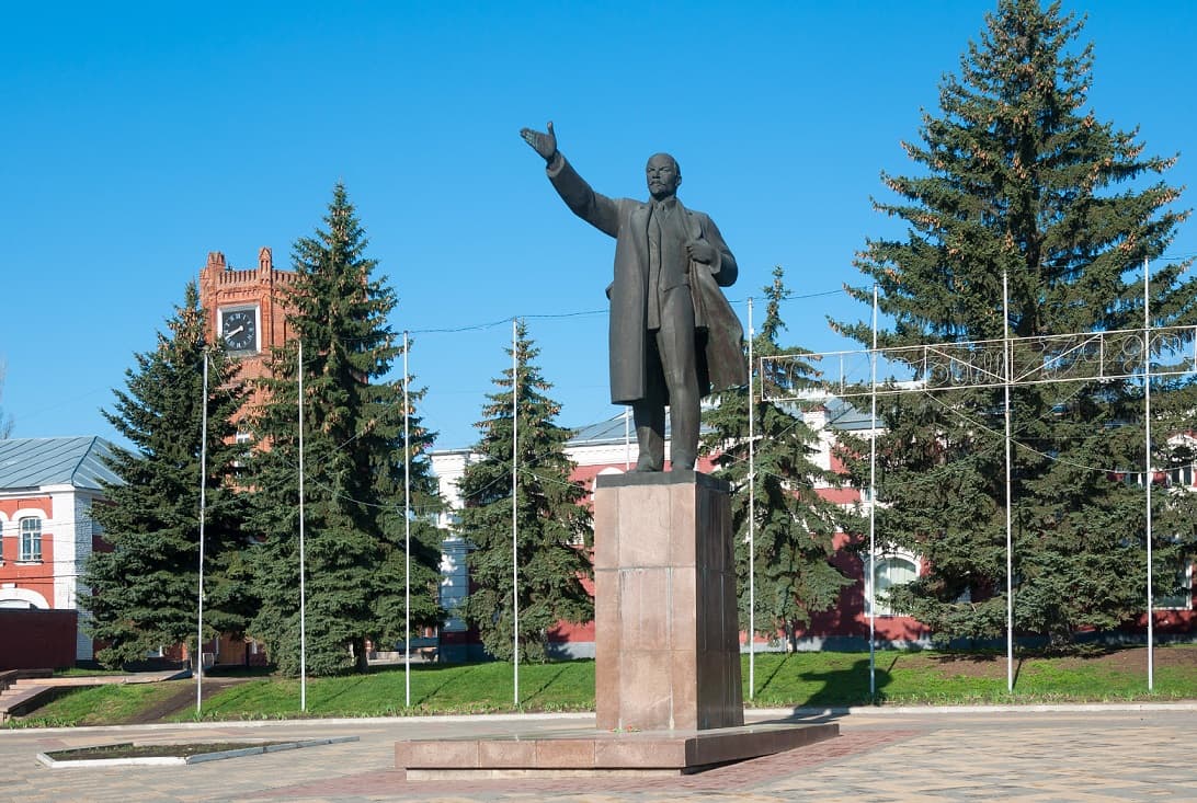 Площадь Ленина