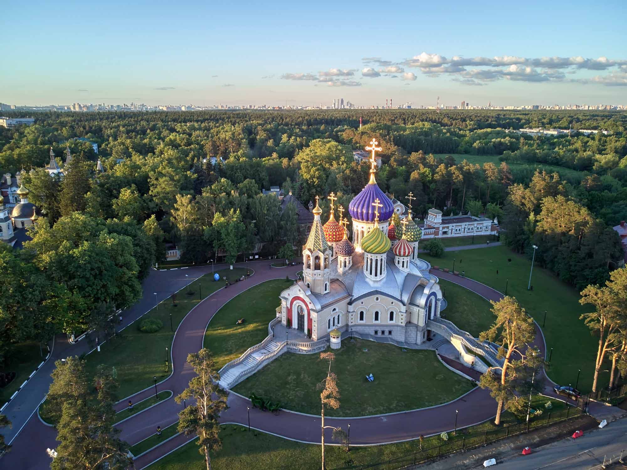 Храм Спаса Преображения Господня в Переделкино