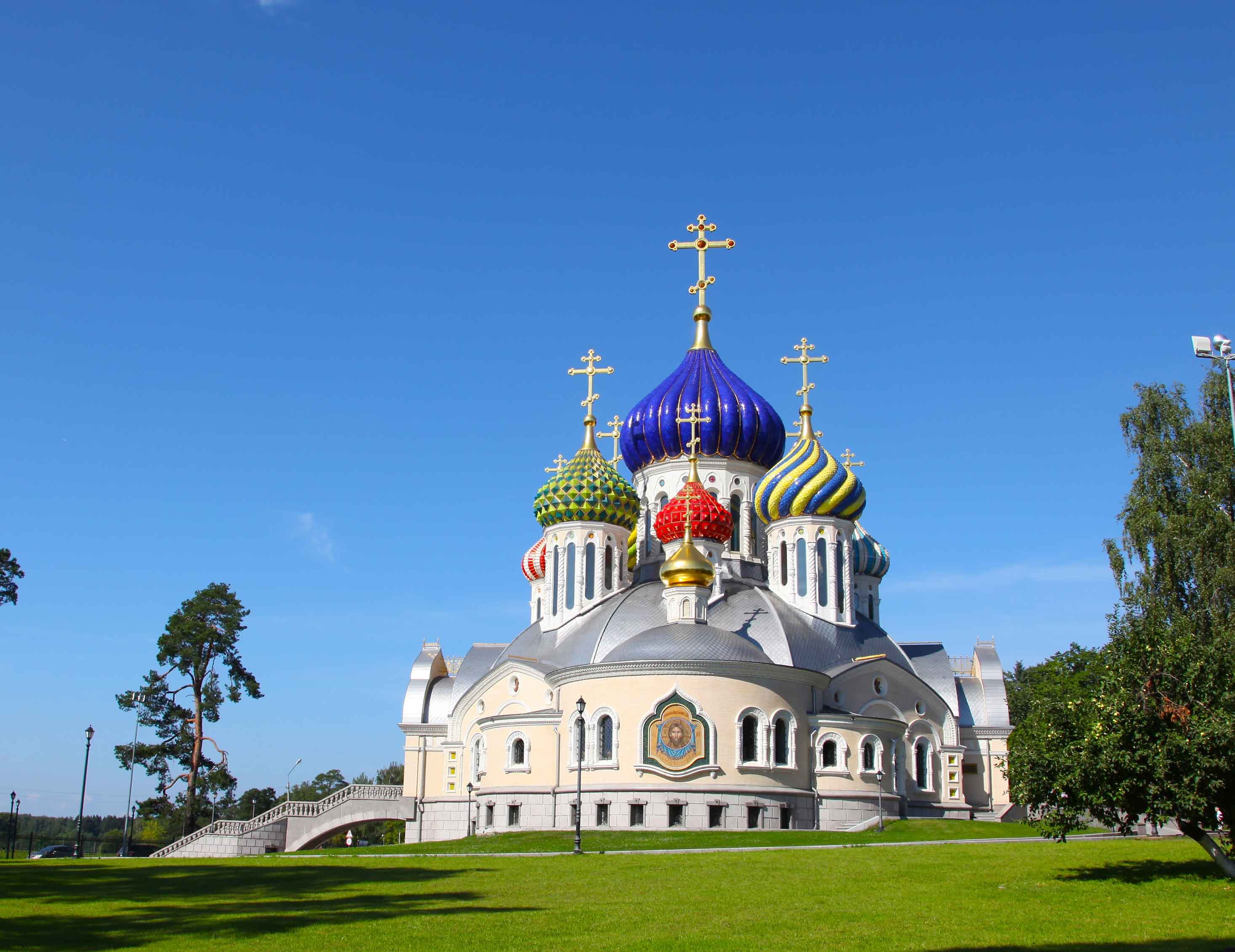 Храм Спаса Преображения Господня в Переделкино