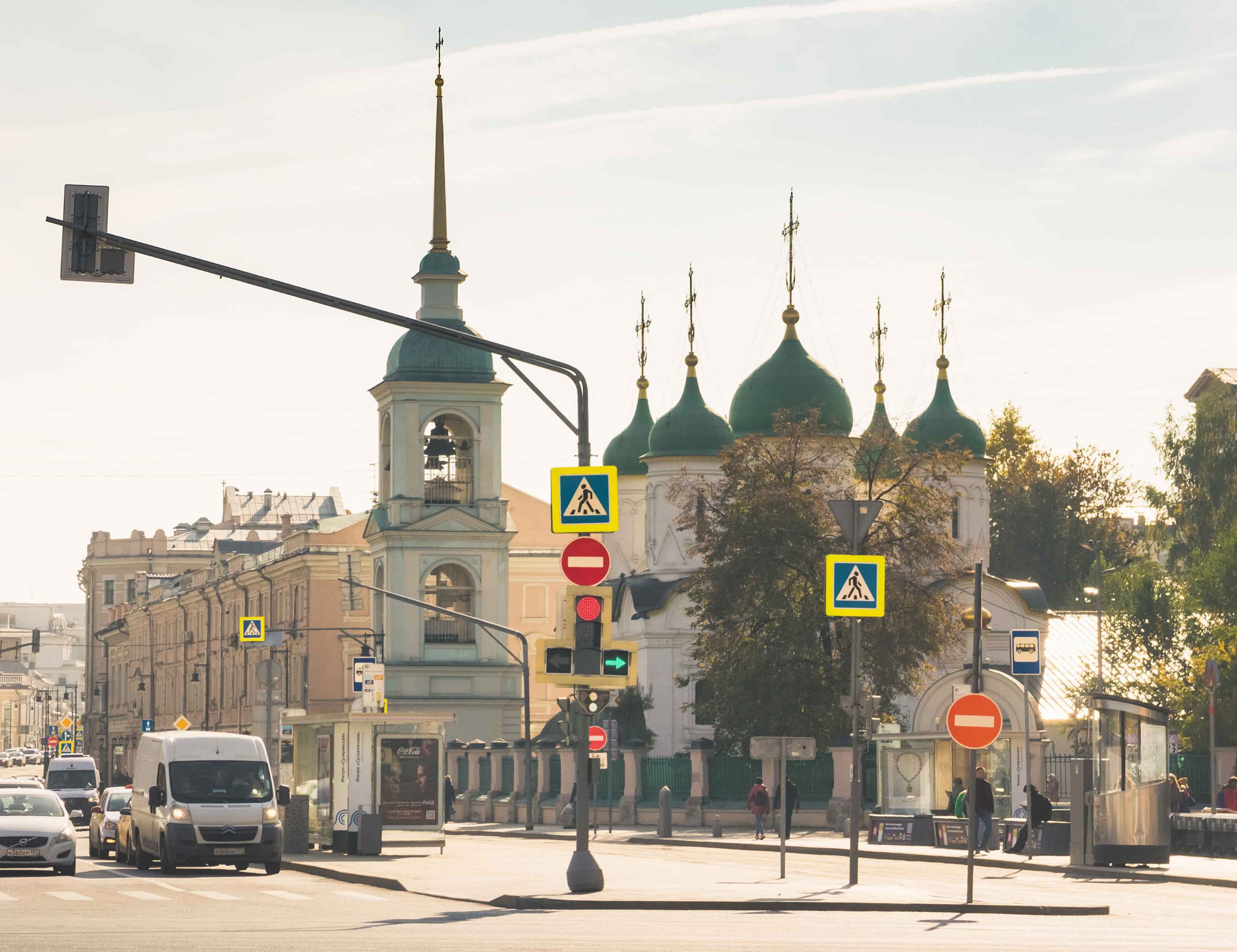 Храм Живоначальной Троицы в Листах