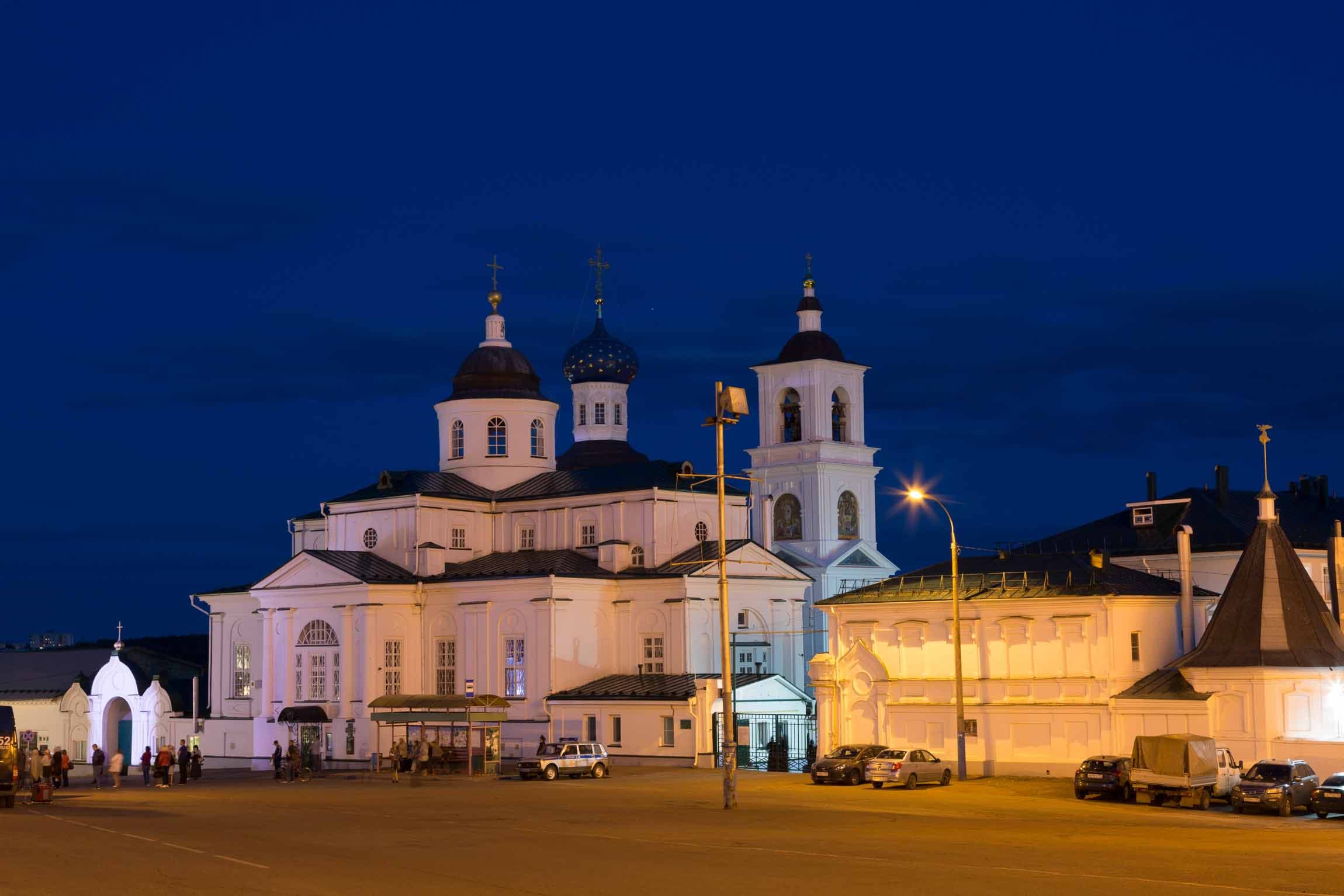 Соборная площадь 