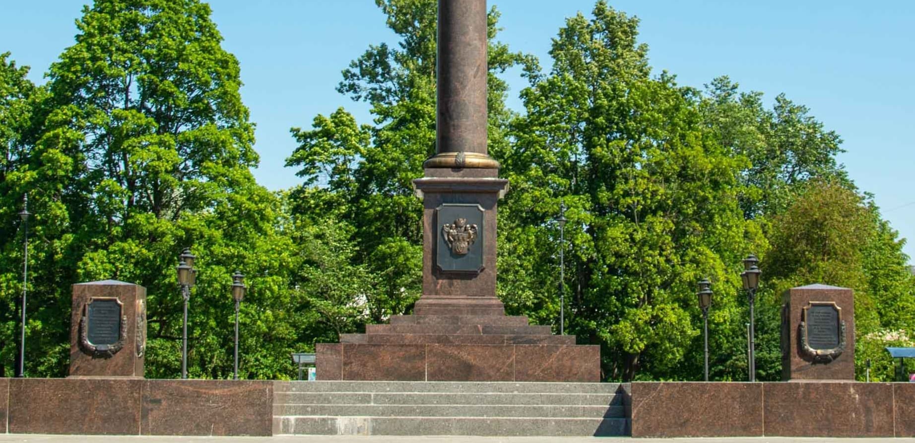 Стела «Выборг — город воинской славы»
