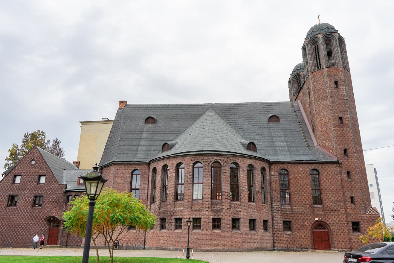 Кирха Креста (Крестовоздвиженский собор)