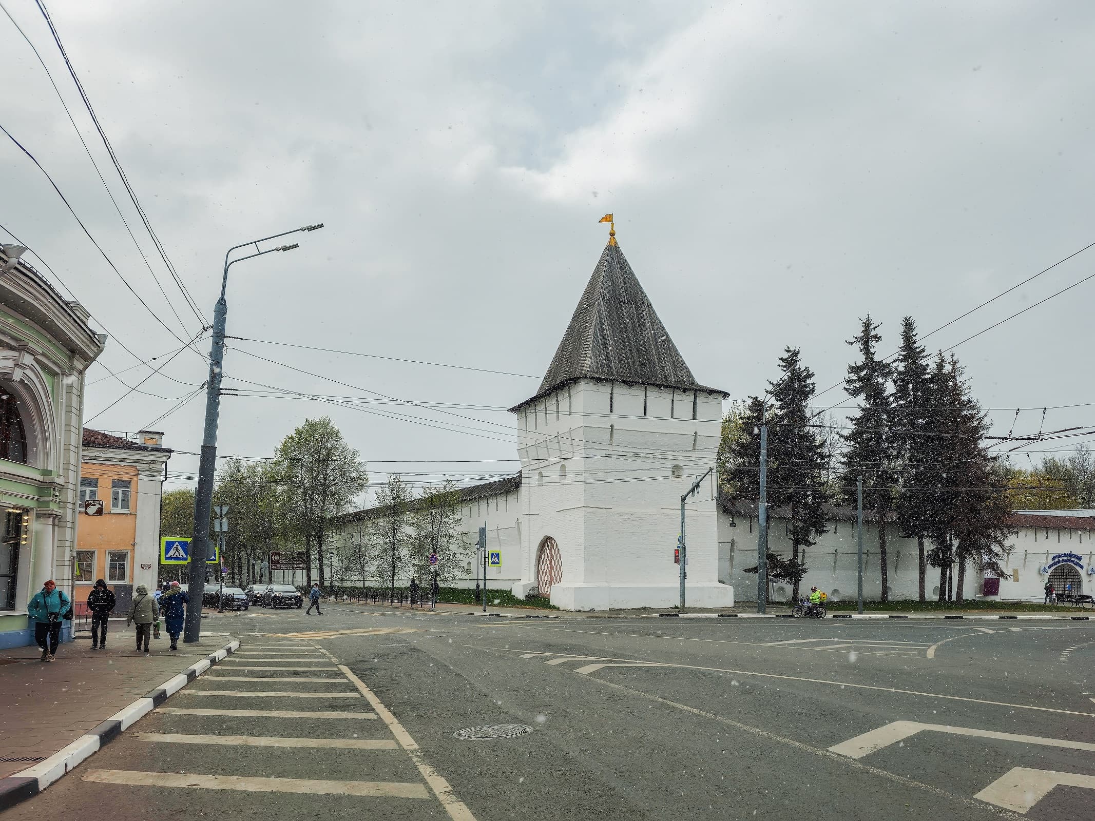 Угличская башня Спасо-Преображенского монастыря
