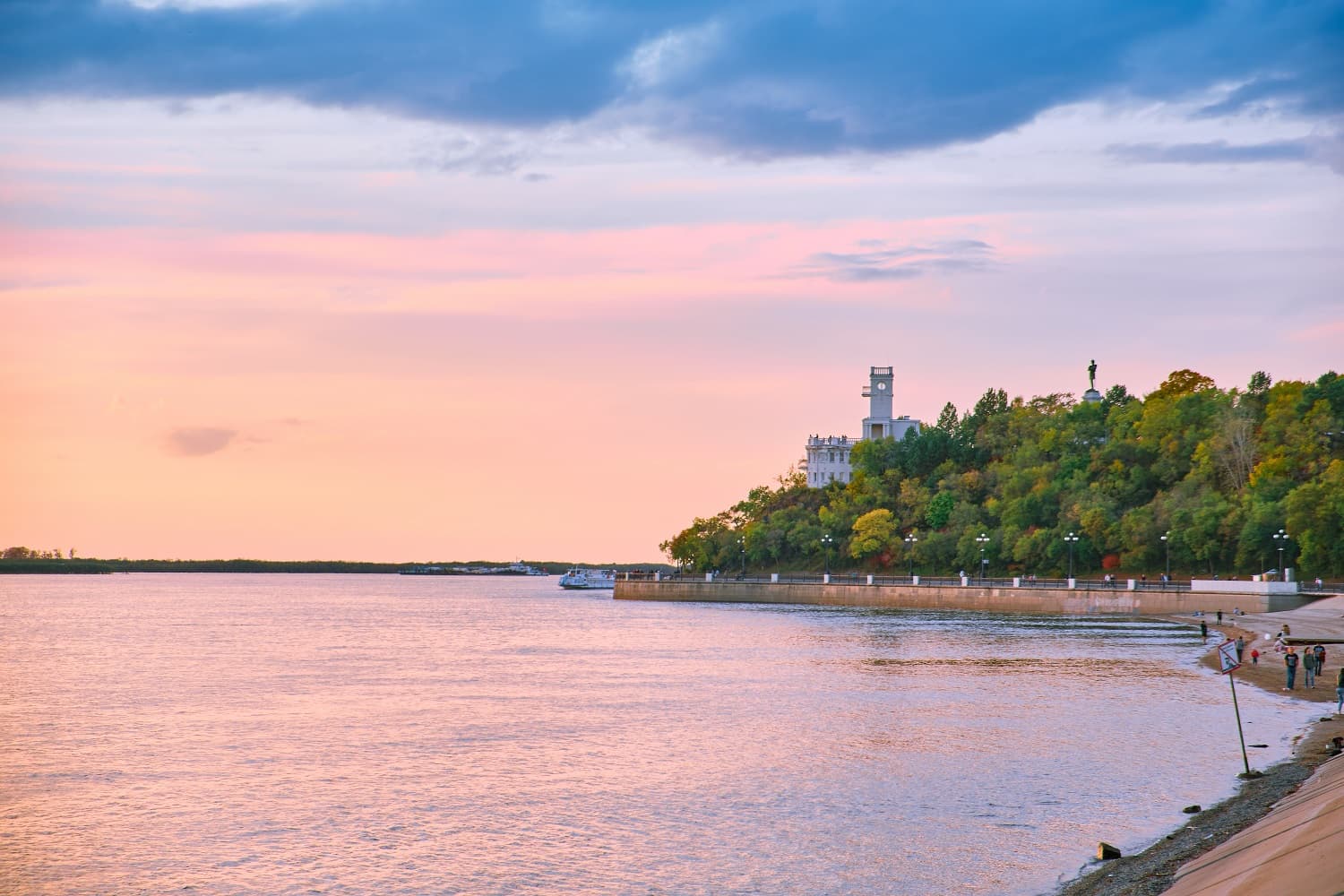Амурский утес