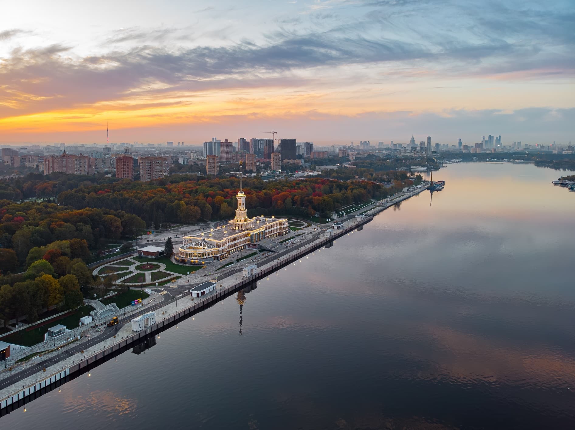 Канал имени Москвы