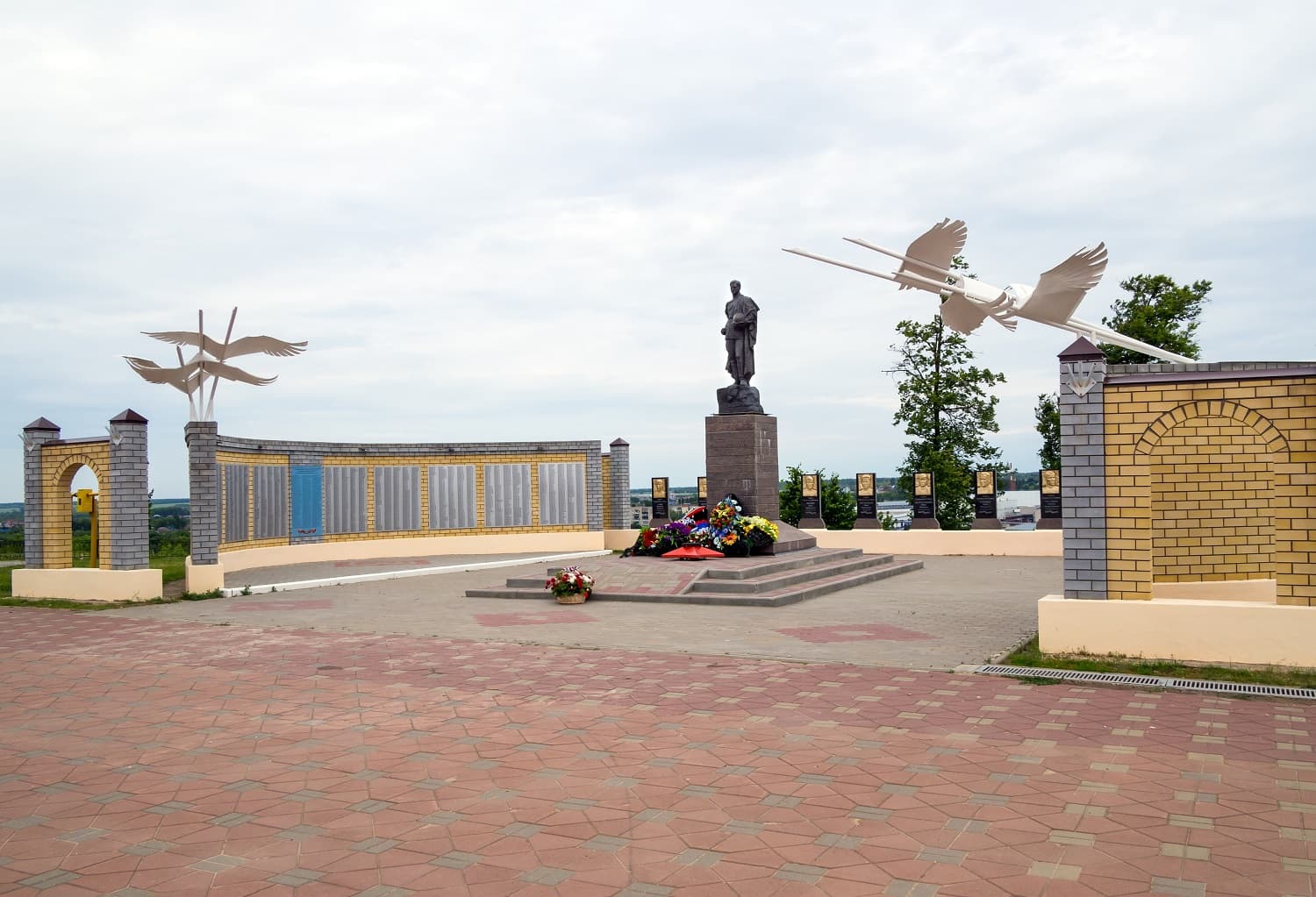 Мемориальный комплекс погибшим на войне 