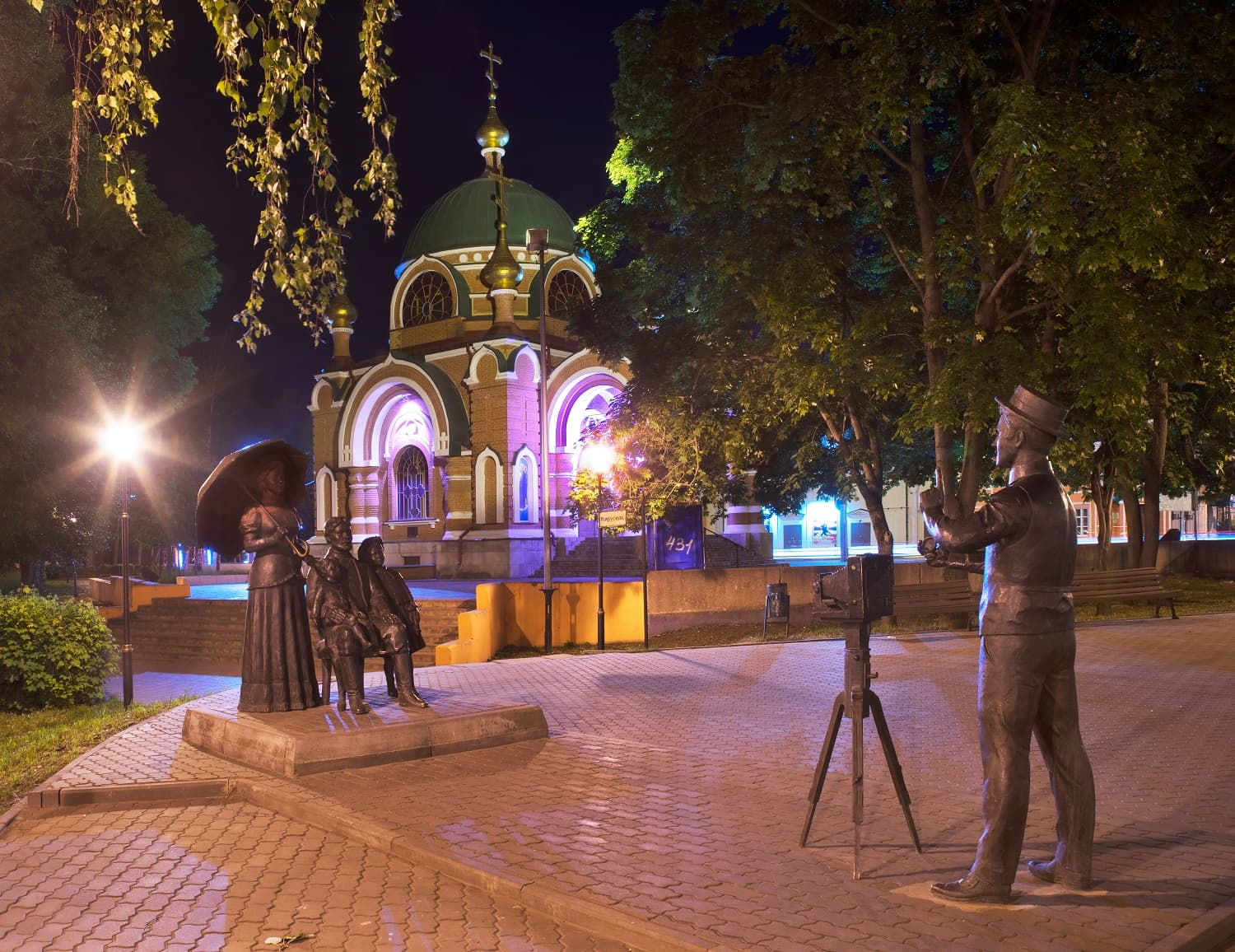 Скульптурная композиция «Фотография на память» 