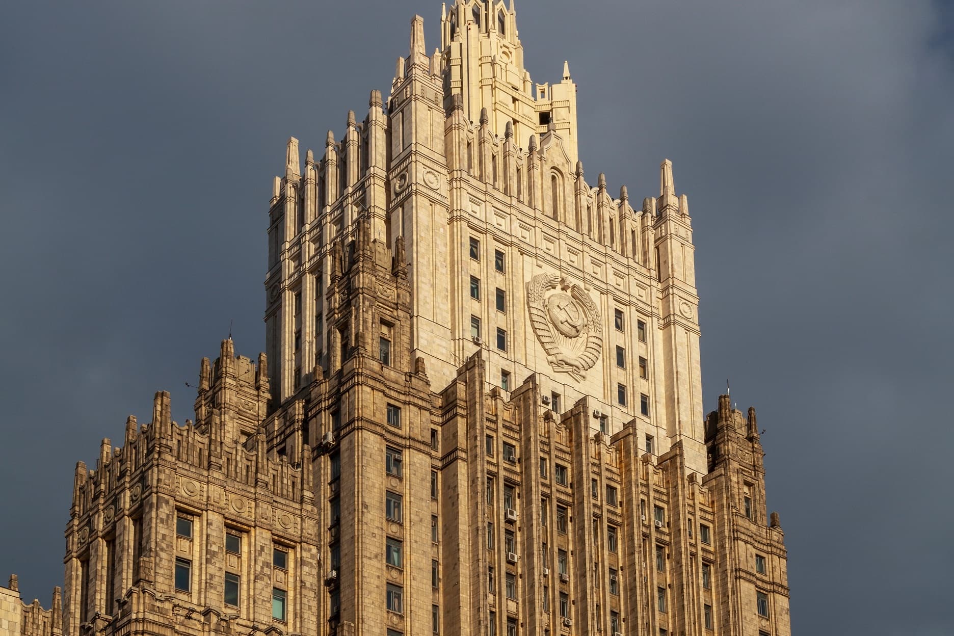 Здание Министерства иностранных дел РФ