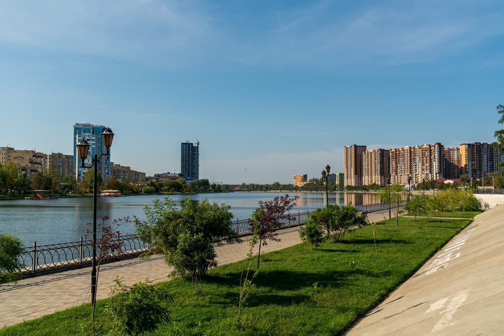 Аллея семьи