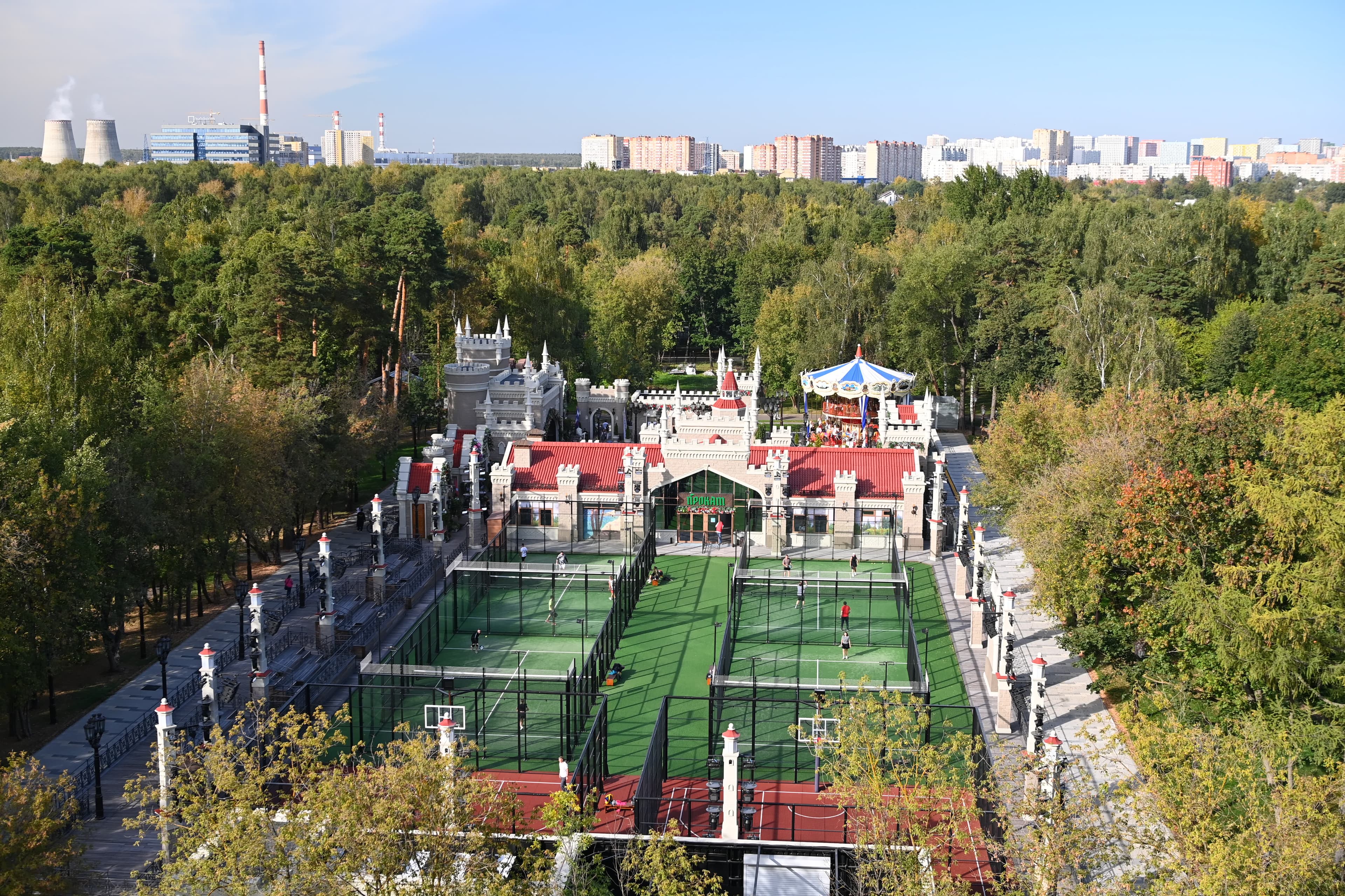 Фестивальная площадка «Московские сезоны» в Лосиноостровском