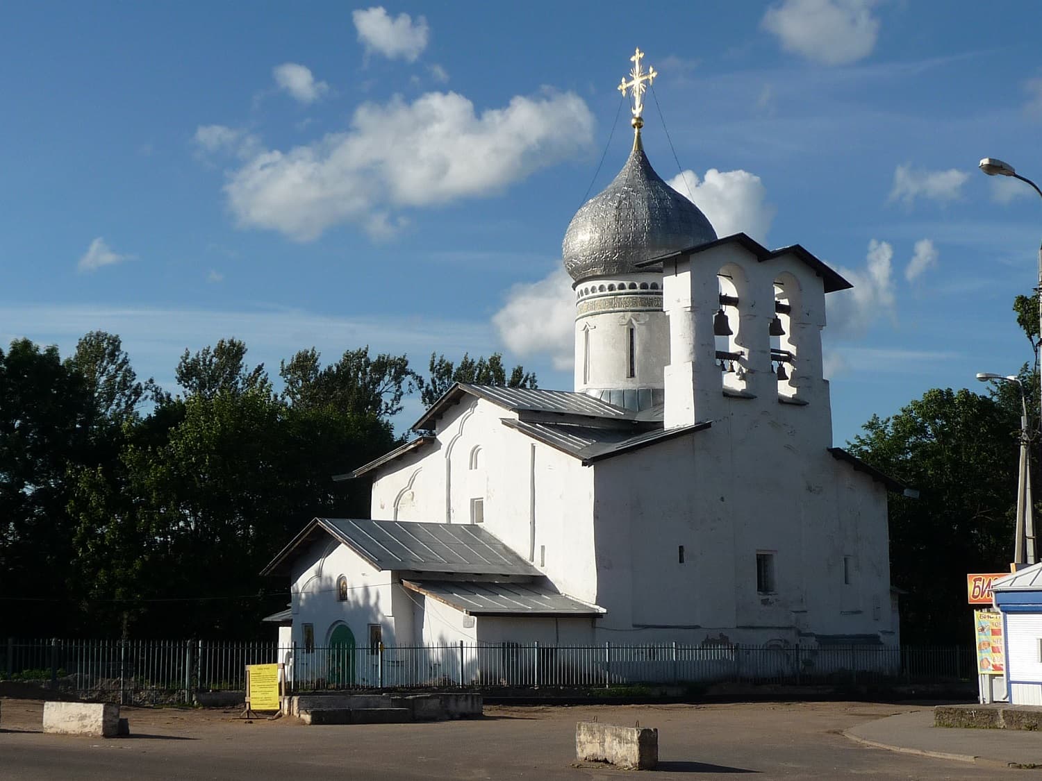 Церковь Петра и Павла с Буя