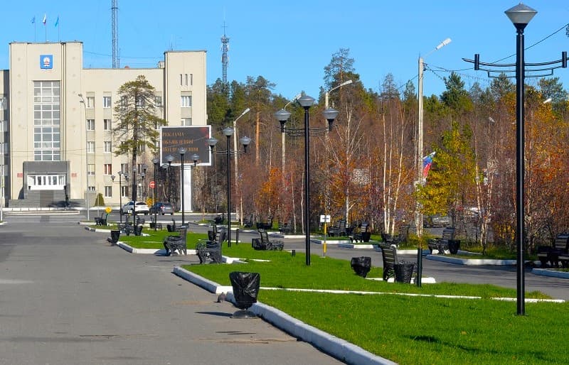 Центральная аллея Ноябрьска