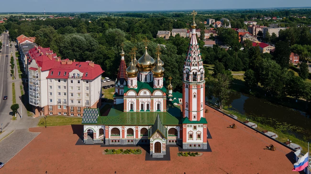 Храм-памятник Всех Святых